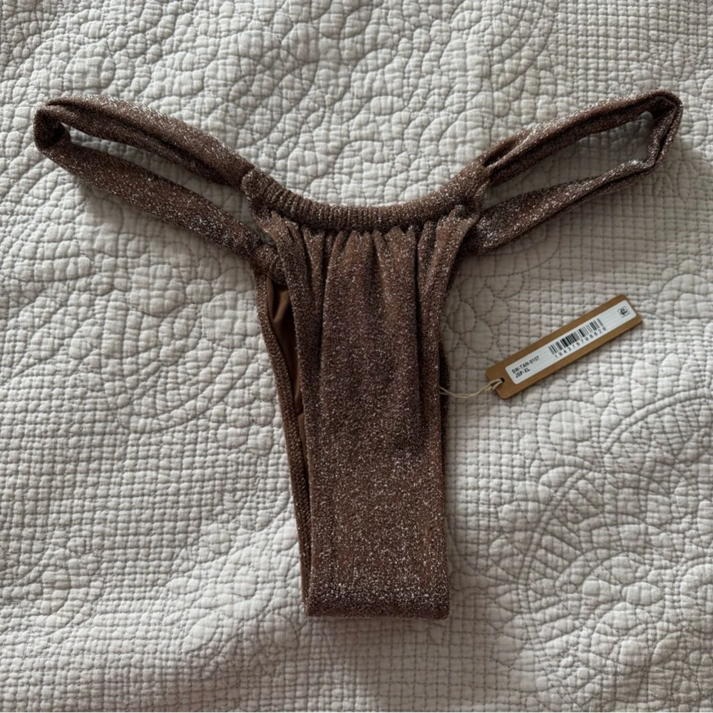 SKIMS Glitter Bikini Bottom - Brown
